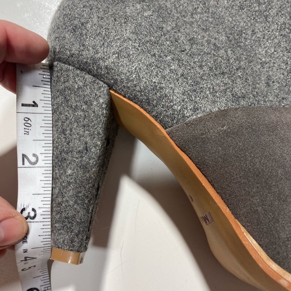 Matiko Grey Wool Leather Pointed Toe Woman’s Heel Zip Side Boots NWOT Size 11 - Picture 10 of 13